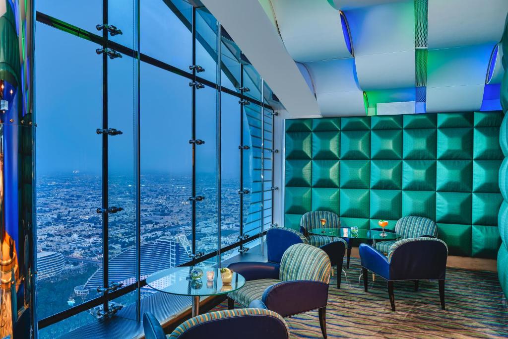 تور دبی با هتل Jumeirah Burj Al Arab Dubai